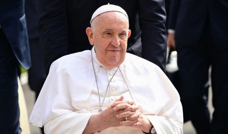 Pope Francis Suffers ‘Breathing crisis,’ Vatican Says