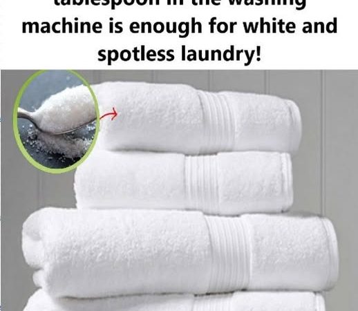 Only 1 tablespoon in the washing machine is enough for white and spotless laundry